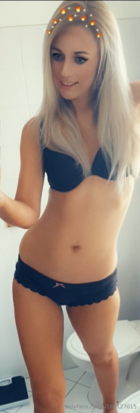 U185127015 star hd images