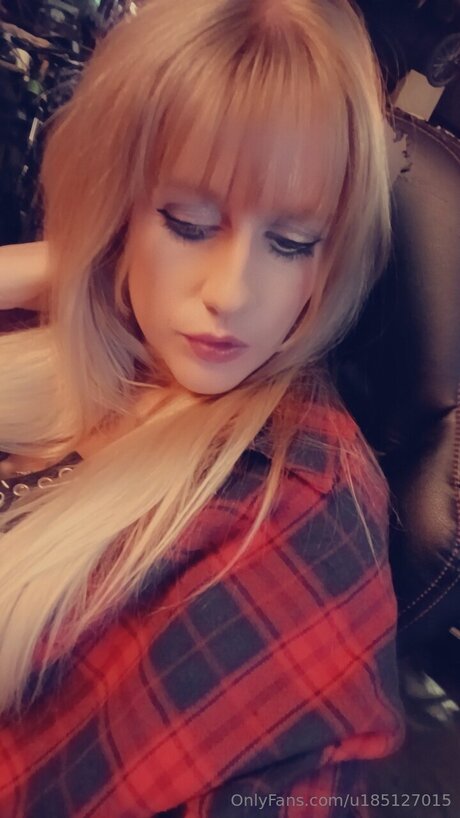 milf strip onlyfans sexy xxx photo