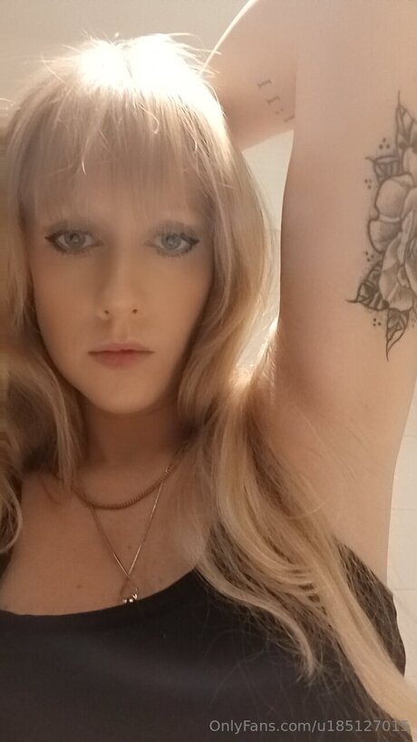 U185127015 perfect pornstar galleries