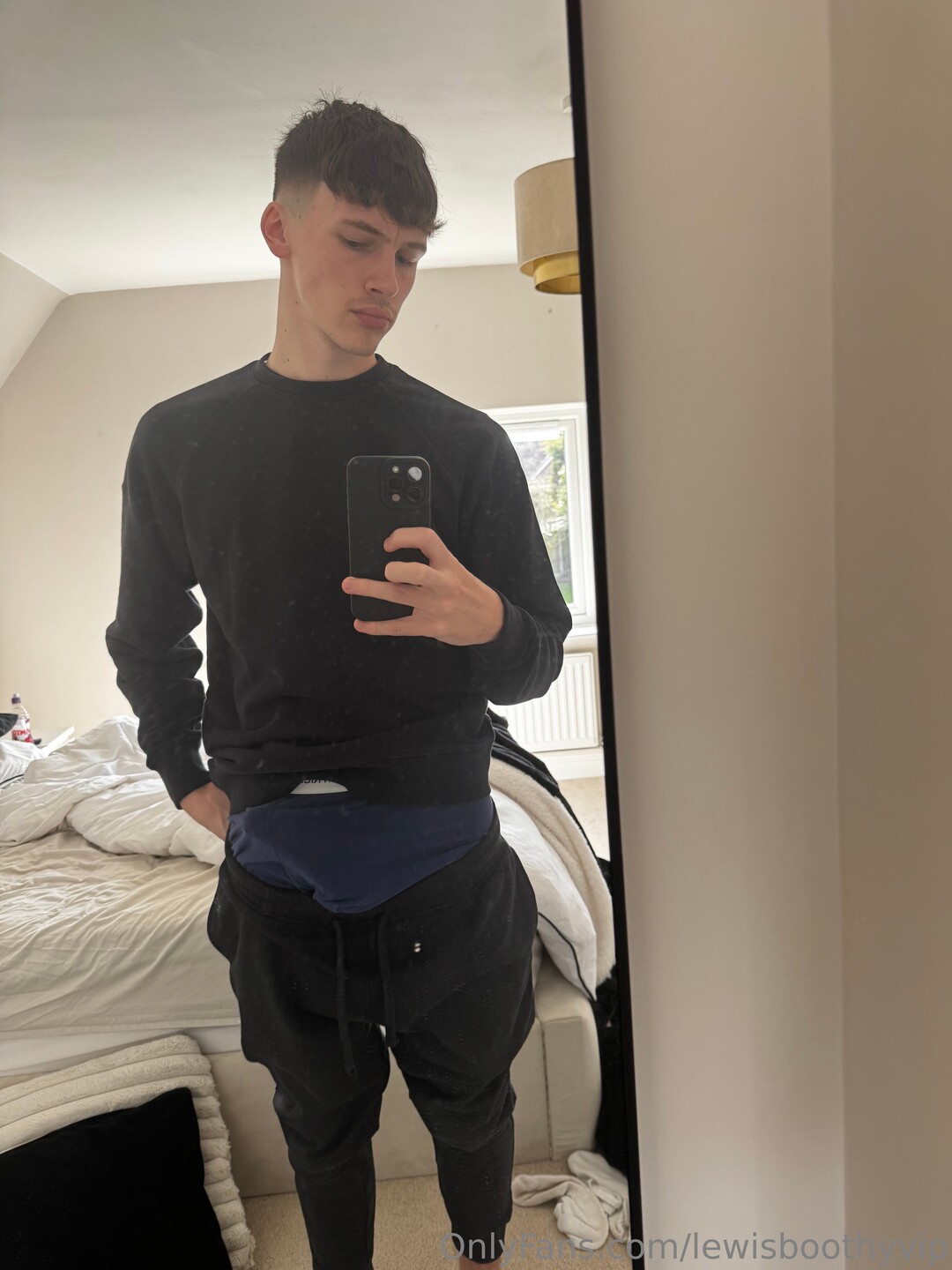 Lewisboothyvip model sexy image