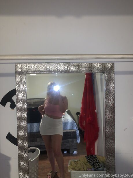 Abbyluvvvvvv model xxx pic