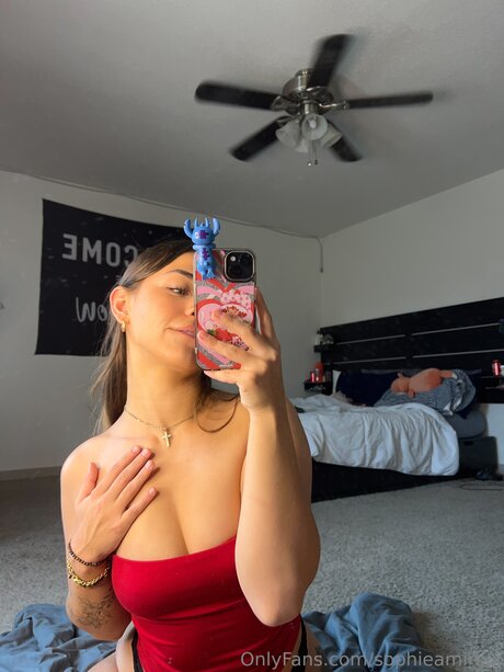 Sophieamirixx nude pornstar images