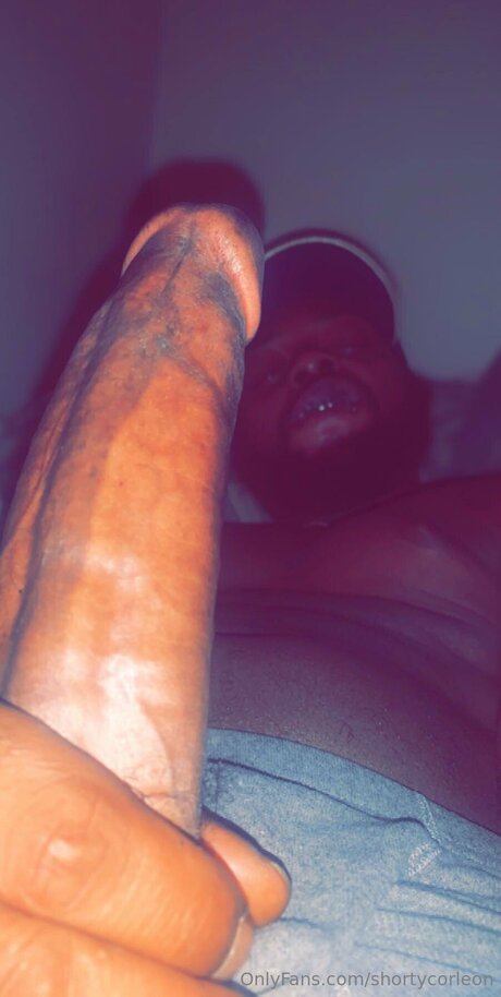 Shortycorleon exclusive star pictures