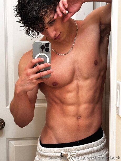 midget trans onlyfans exclusive images