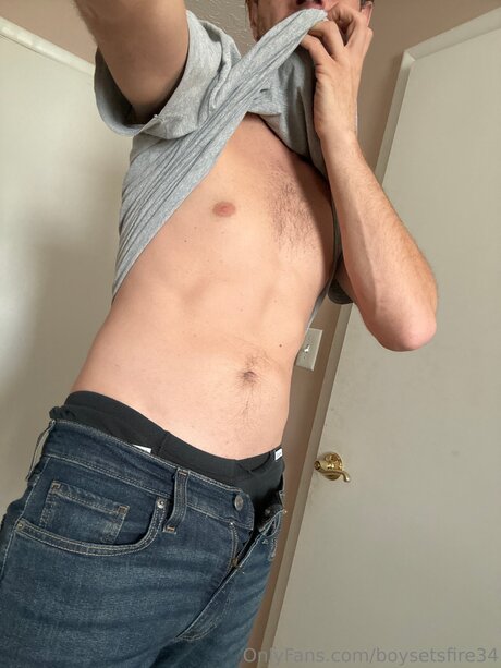 Boysetsfire34 exclusive model pic