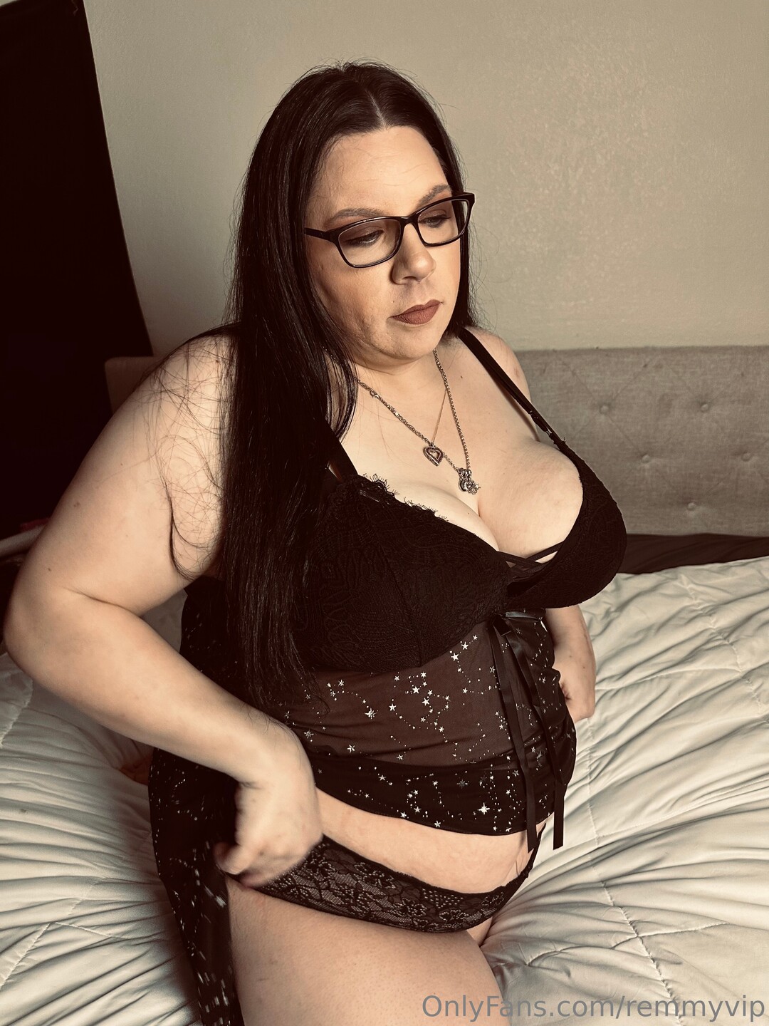 Remmyvip hot model pictures