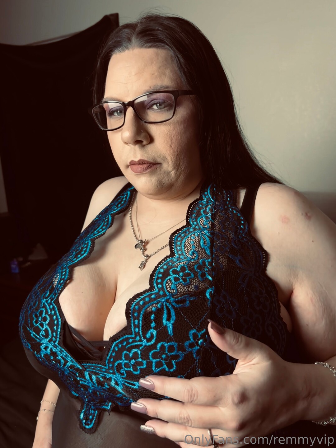 Remmyvip exclusive model pic