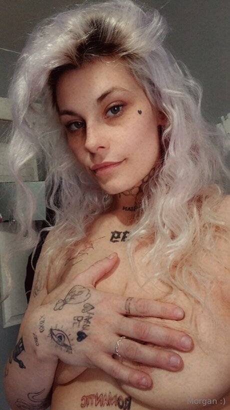 Morgylovesyou naked model images