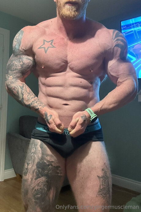 Gingermuscleman pornstar pretty pic