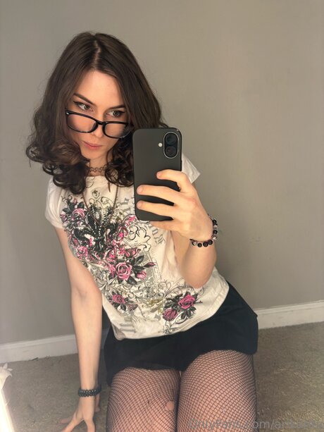 Arikaritv star photos