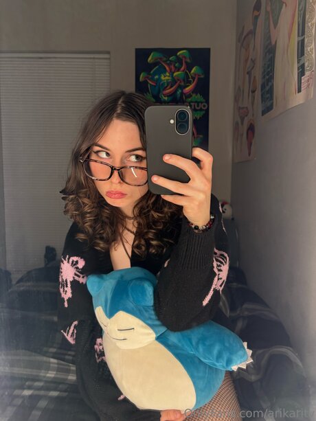 Arikaritv sex model archive