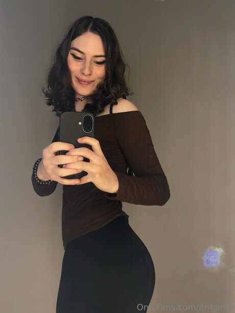 Arikaritv pornstar sex image