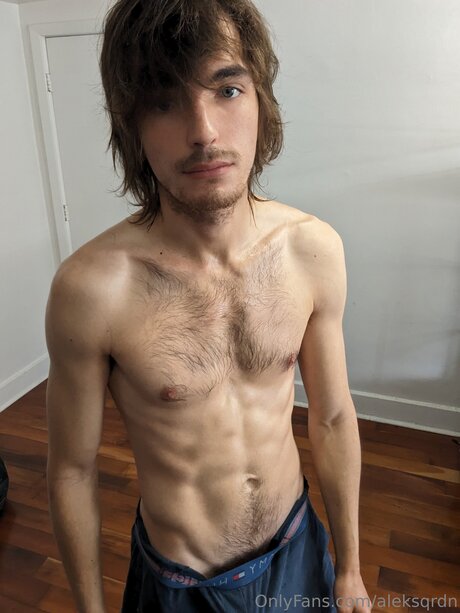 Aleksqrdn model sexy photo