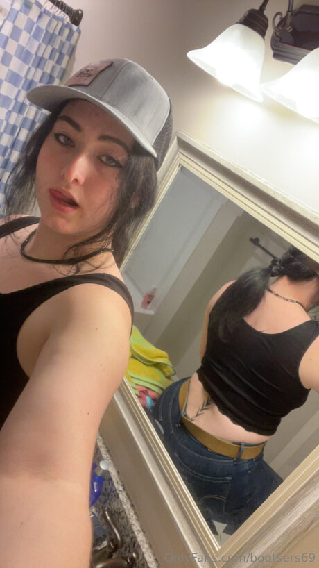 Bootsers69 sexy model pictures