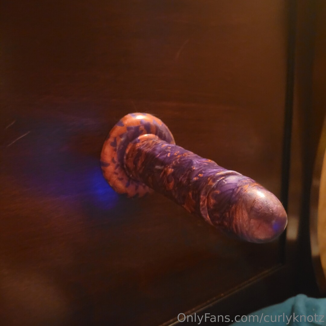 Curlyknotz sex pornstar photo