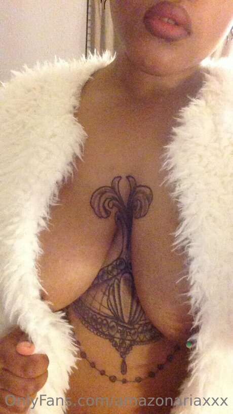 Amazonariaxxx adult star pic