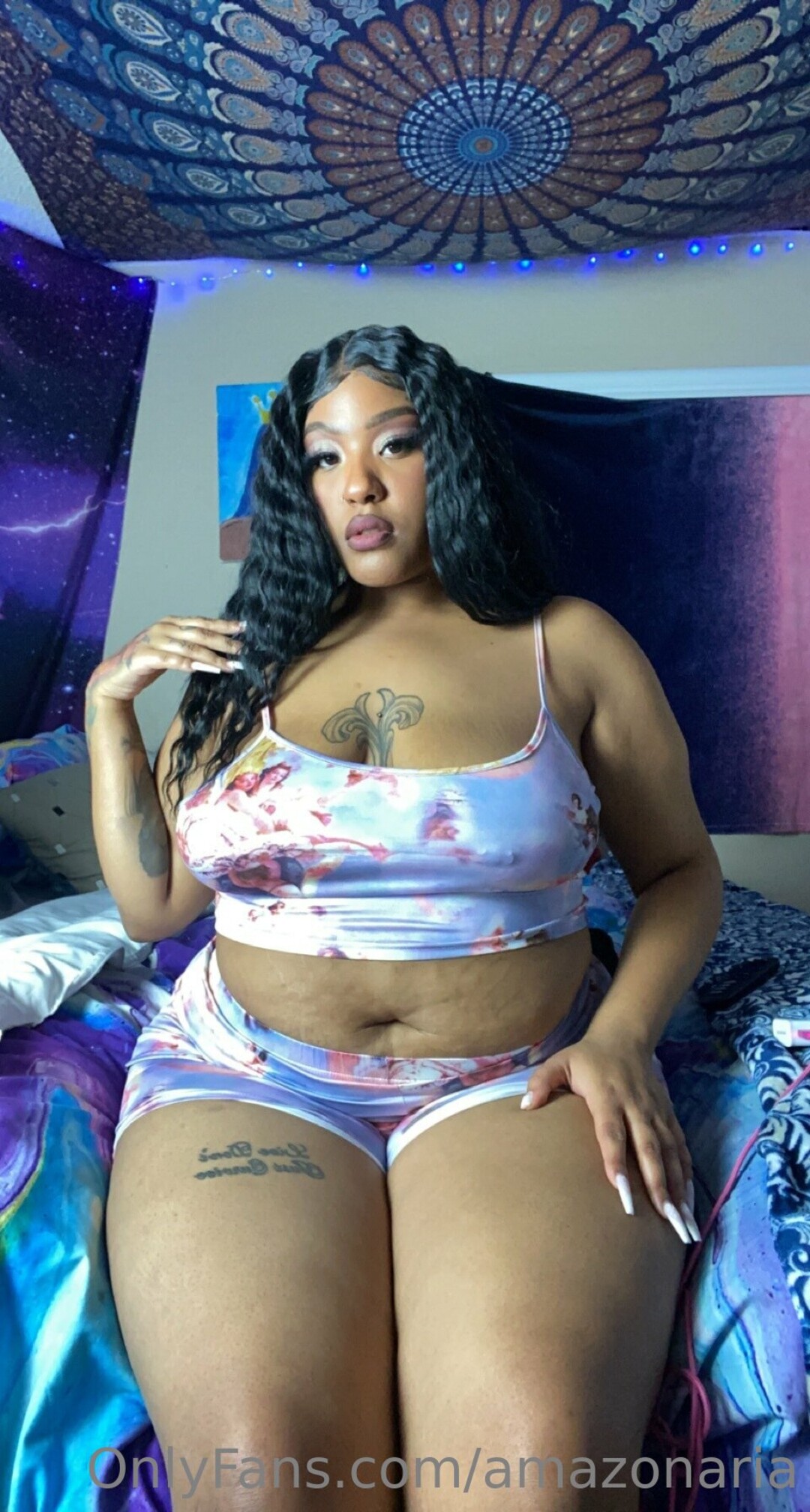 Amazonariaxxx nude star picture