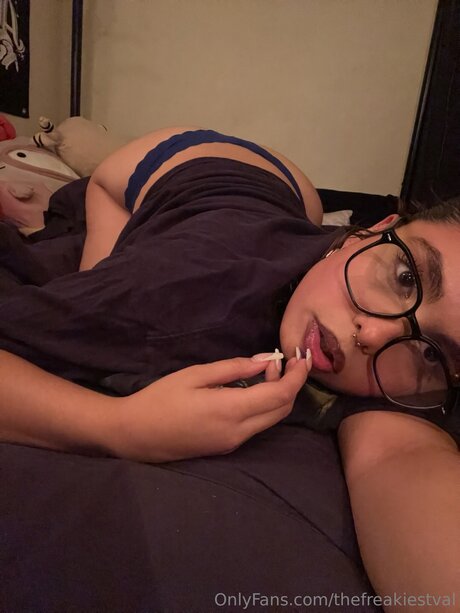 Thefreakiestval star pretty photo