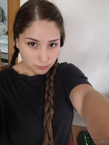 Lulih0t perfect actress gallery