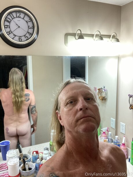 U13695137 sex model gallery