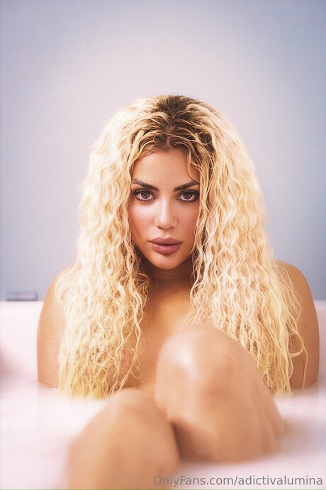 sucking big cock onlyfans free xxx img