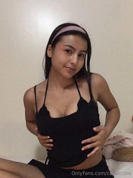 teen natural tits onlyfans naked photos