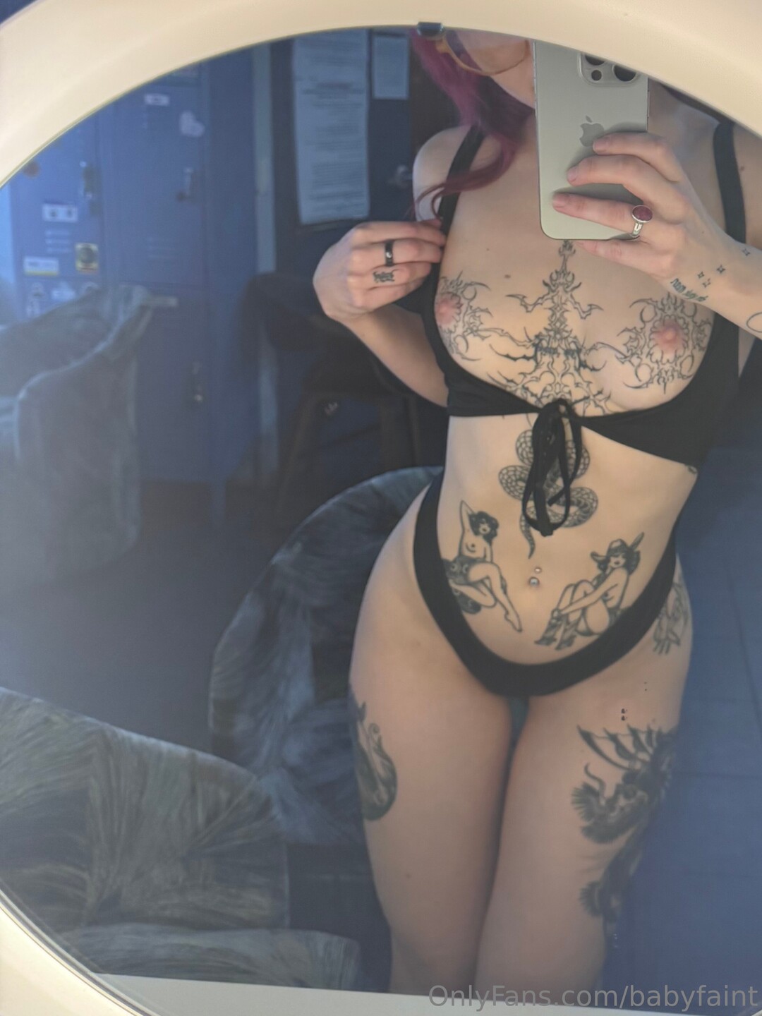 Babyfaint nudes model photos