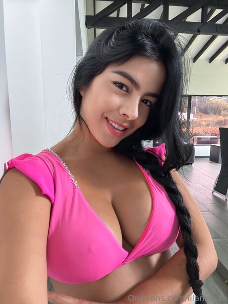 Lilamayax adult model photos