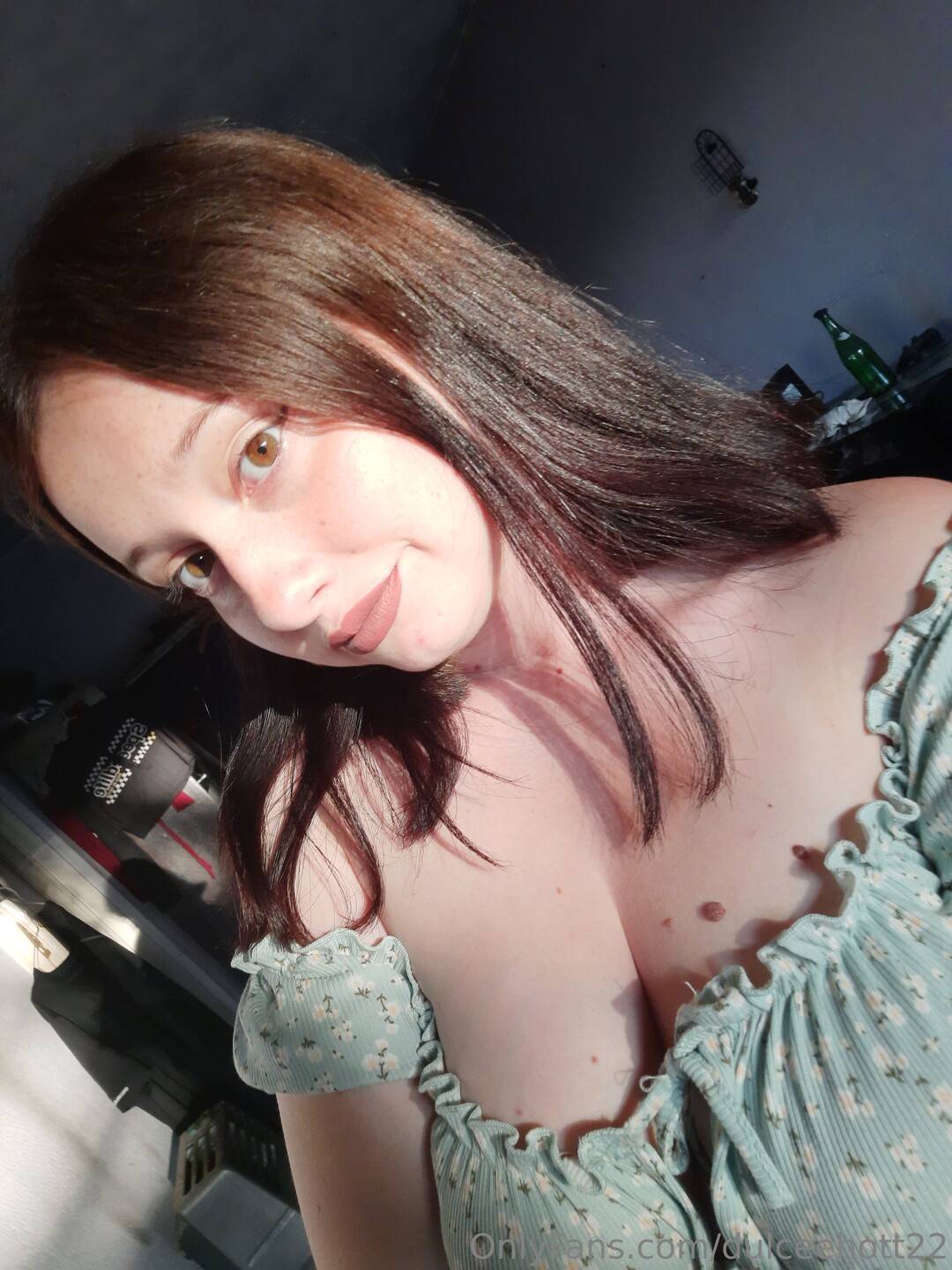 Bunnyhott22 model porn pics