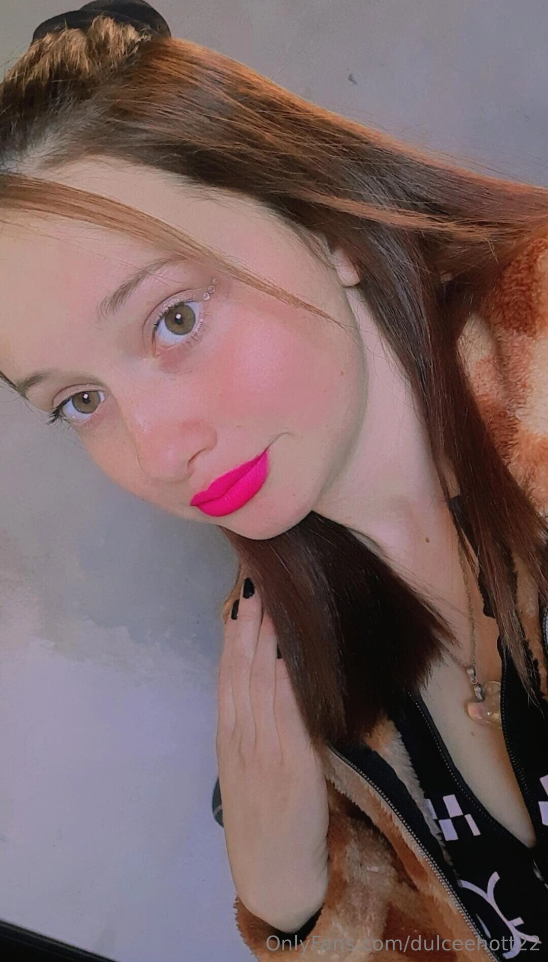 Bunnyhott22 model naked galleries