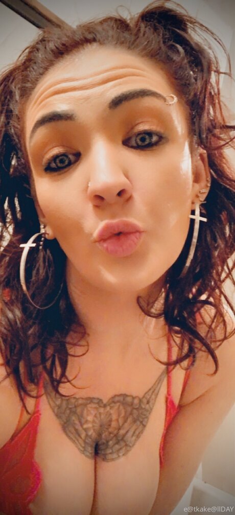 Eatkake star hot pics