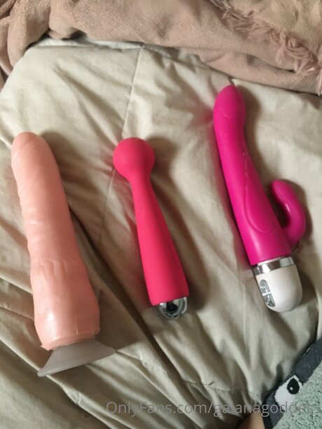 Galanagoddess pornstar erotic picture