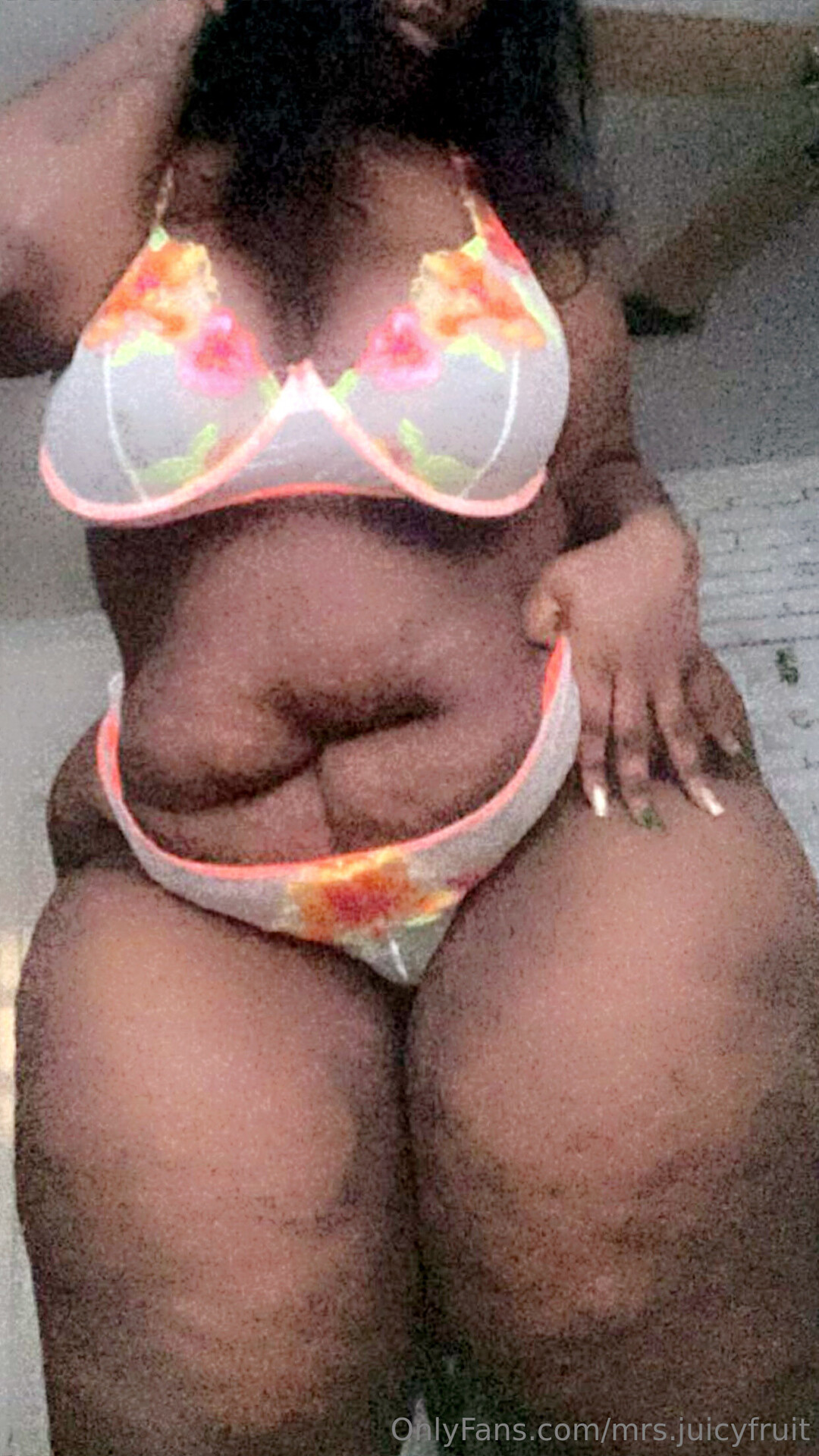 Mrs Juicyfruit star nude galleries