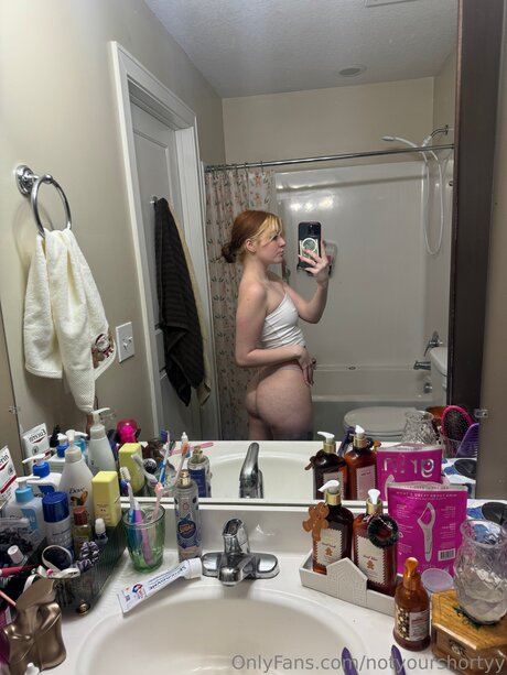 Notyourshortyy best model images