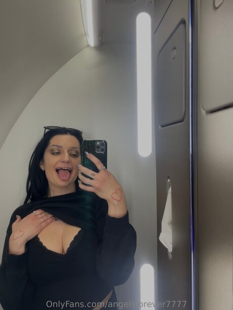 teen shemale onlyfans pornographic photos