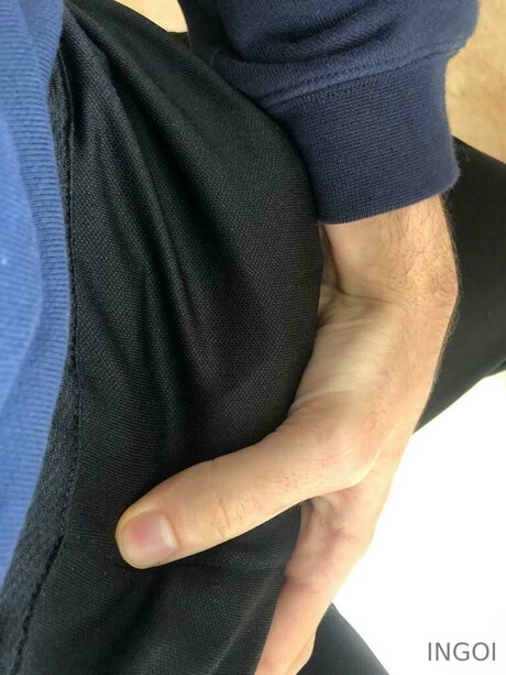 Ingoi model naked photo