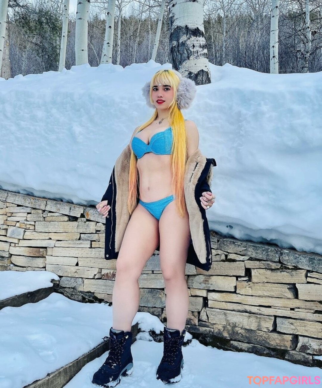 Windy Girk porn model picture