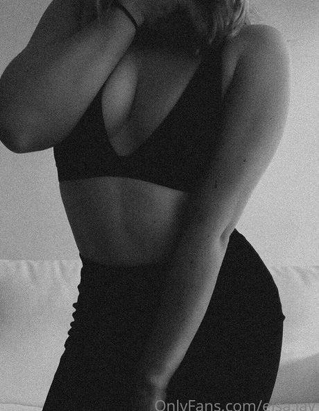 Elsa Jay beautiful pornstar photos