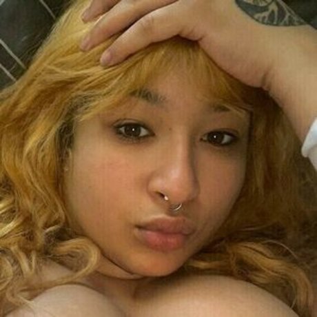 Jenni215 erotic model archive