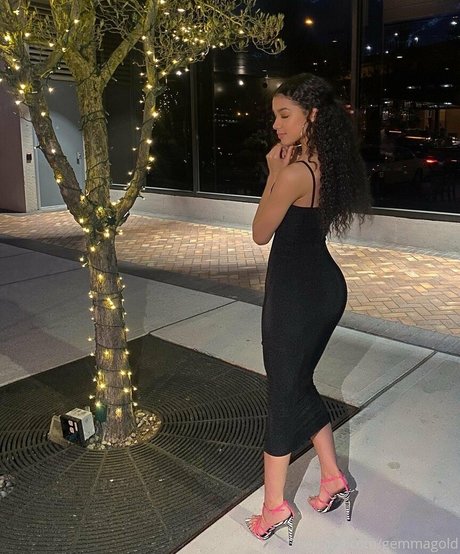 black trans onlyfans hot photos