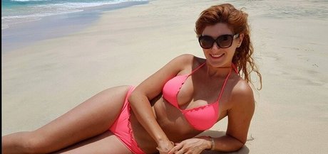 world of beauty naked actress archive