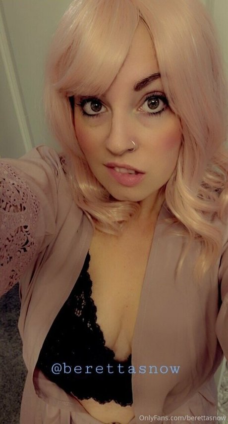 berettasnow hot model gallery