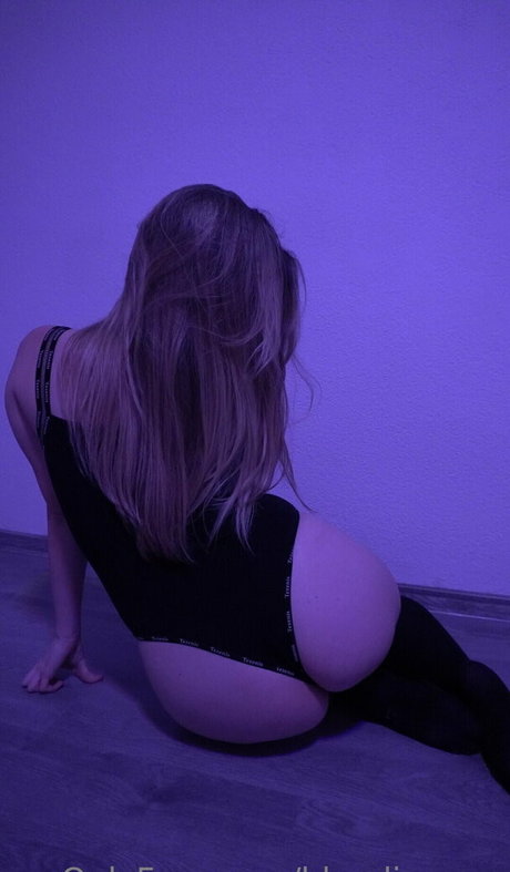 blondieasmr model beautiful archive