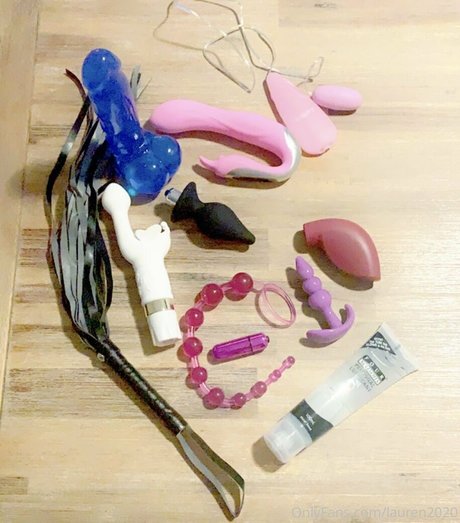 lauren2020 xxx pornstar picture