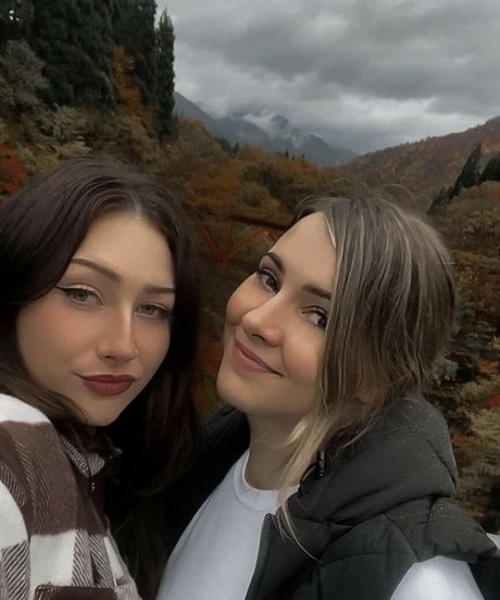 solaraeesther pornstar top photo