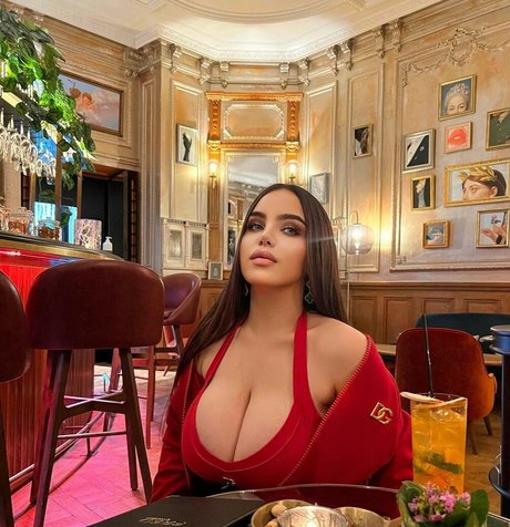 Noure Sahli nude model photo