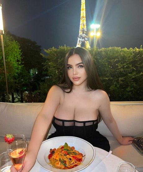 Noure Sahli model porn photos