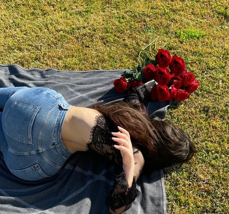 Noure Sahli model porn picture