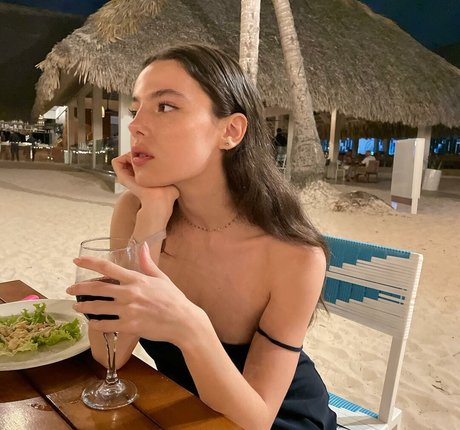 Sophia Rose Turino hot model pics