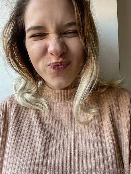 girlfriend experience onlyfans hot img